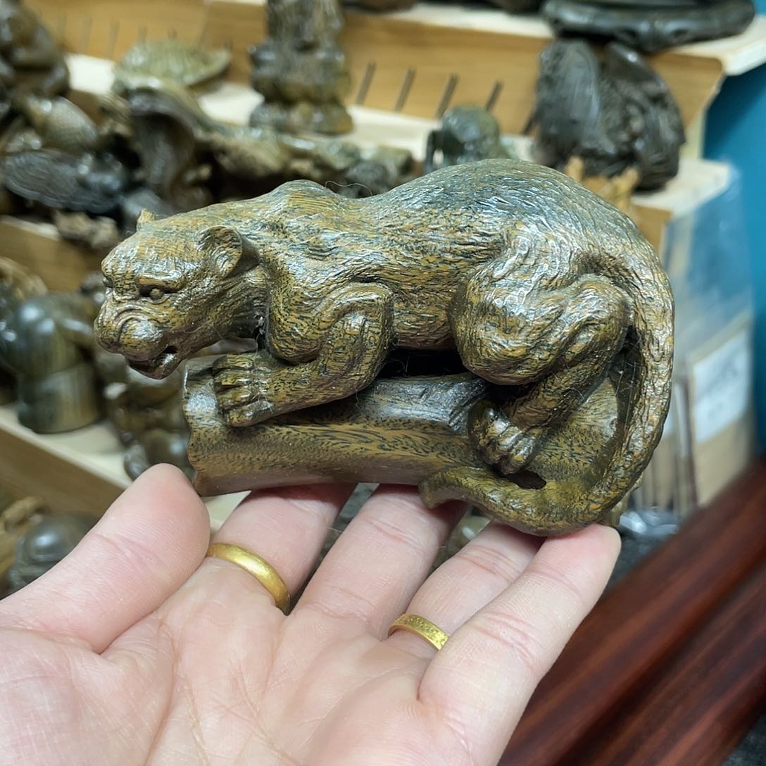 维腊木（绿檀）无事牌