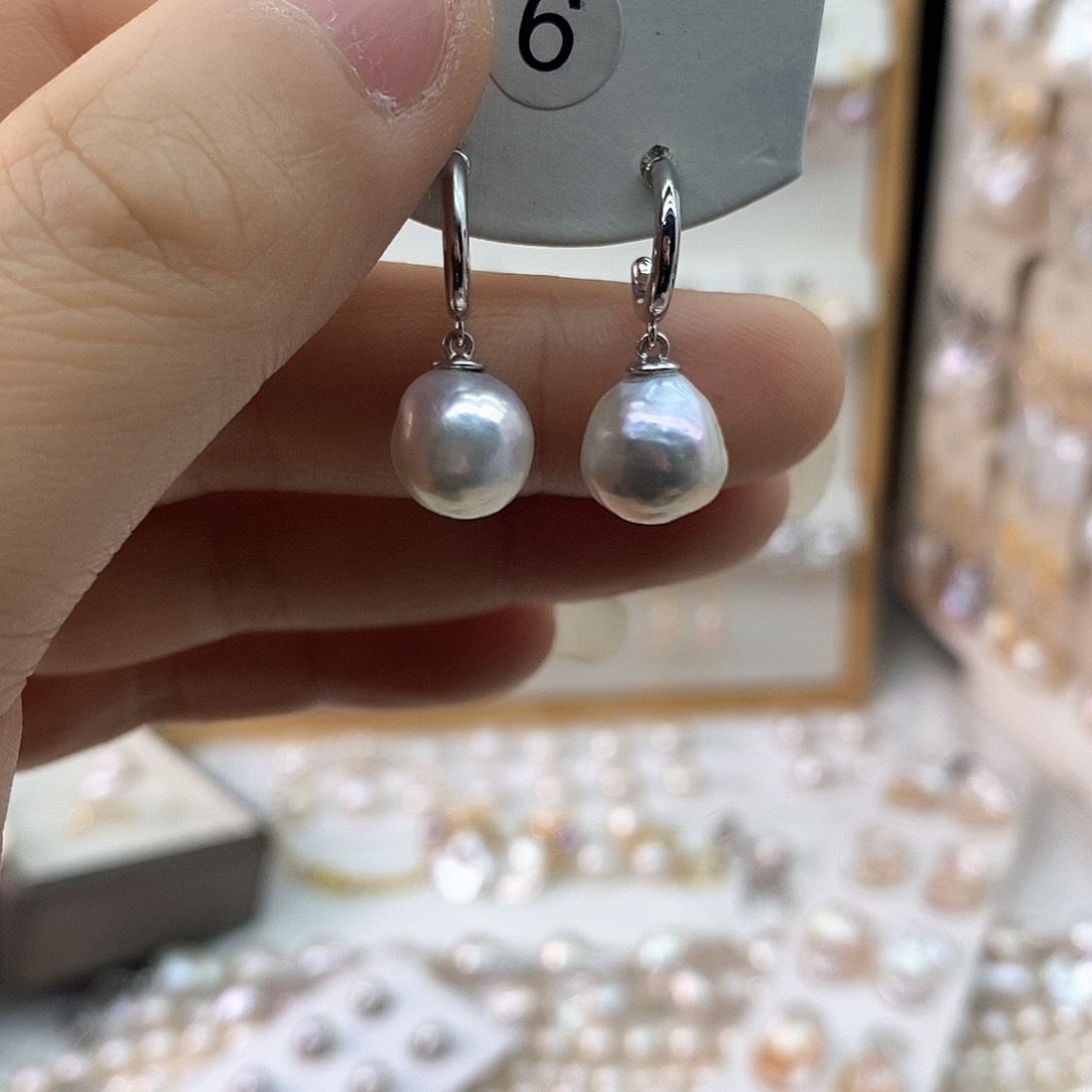 淡水珍珠耳饰未镶嵌