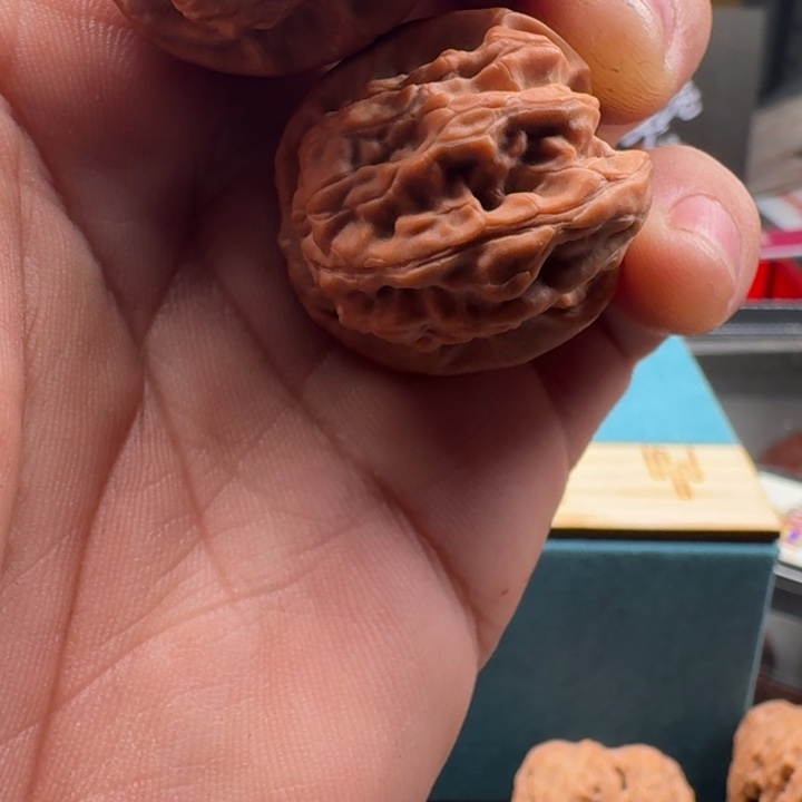吊坠文玩核桃野生红魔方