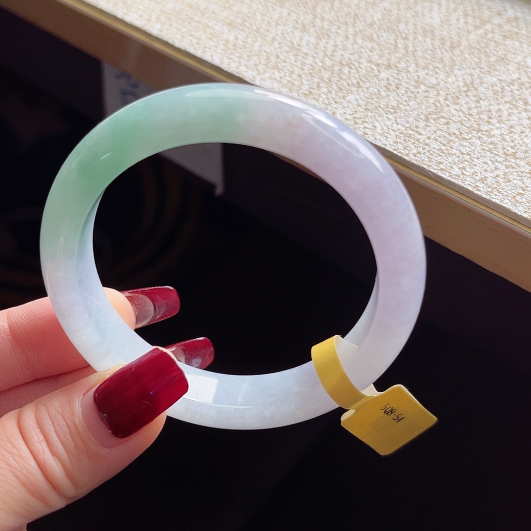 翡翠手镯未镶嵌手镯