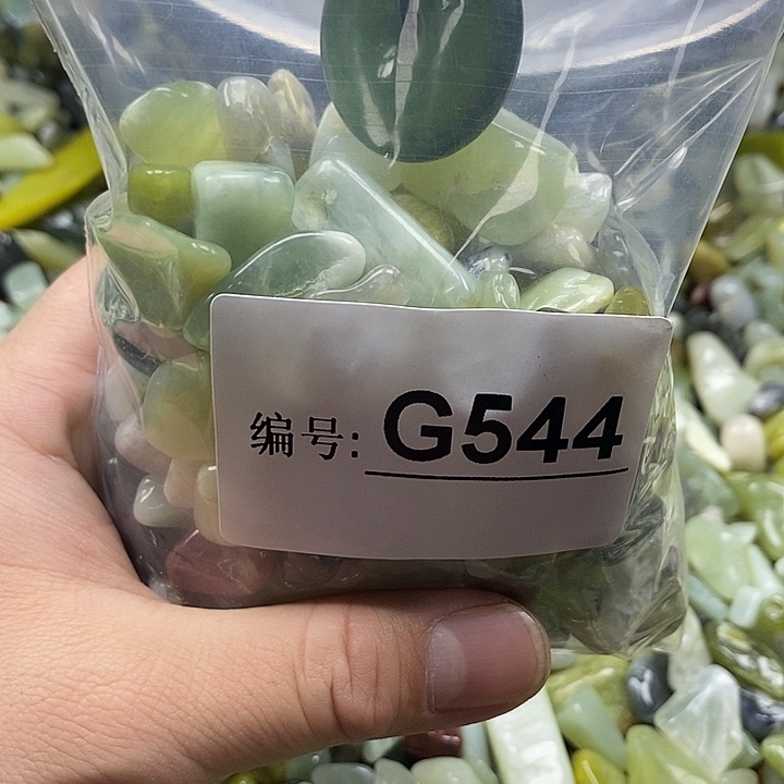 岫玉鱼缸石未镶嵌