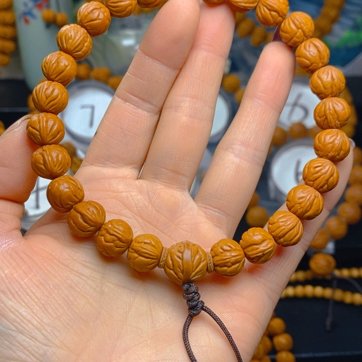 桃核手串1.111111111111111