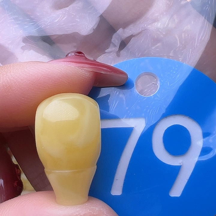 蜜蜡裸石未镶嵌11mm 三通