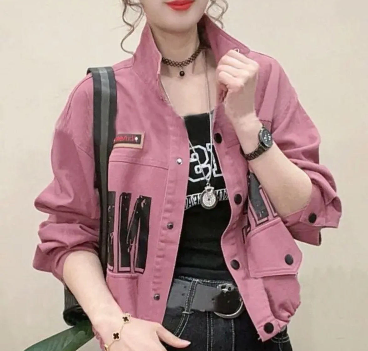 牛仔短款外套女2025春季新款时尚洋气减龄百搭设计感字母网红上衣