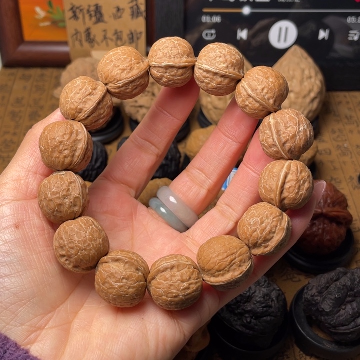 如图所示一物一拍尺寸1.9