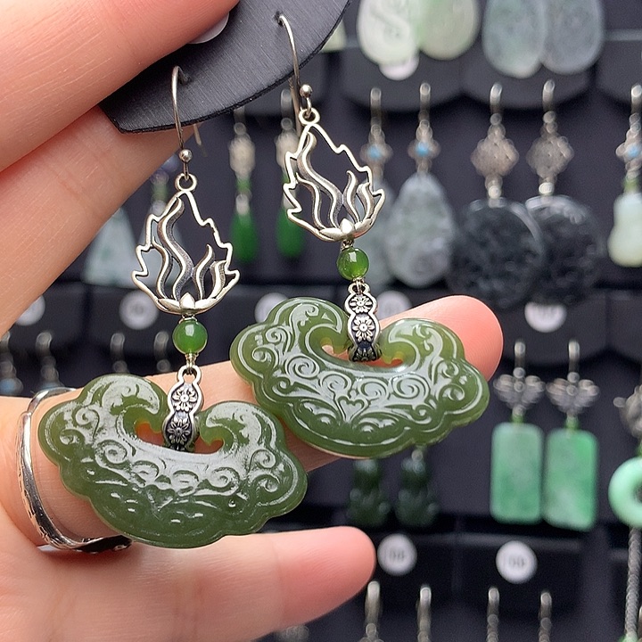 和田玉耳饰银S925镶嵌云*?