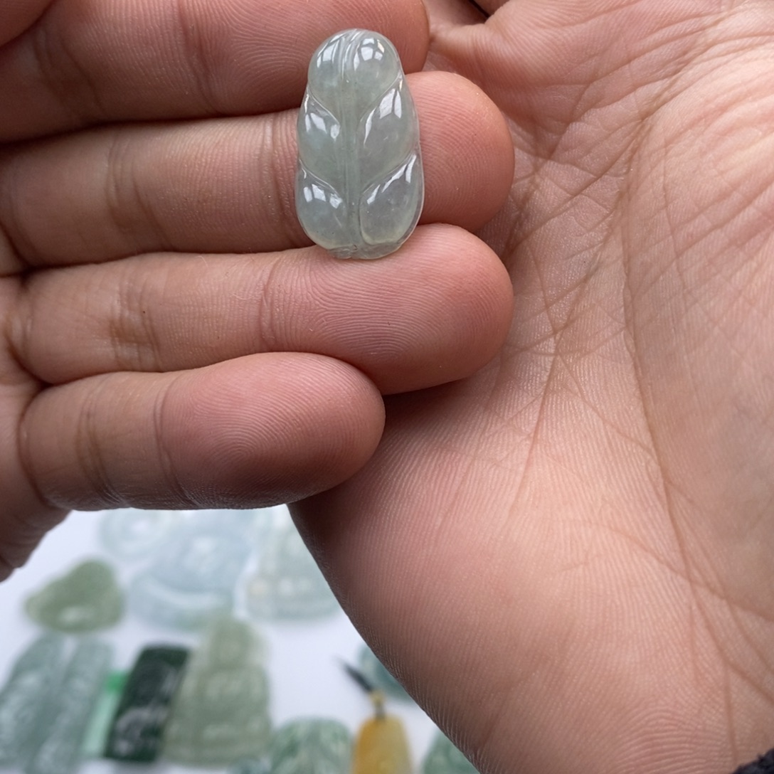 翡翠未镶嵌手链天然a货翡翠17