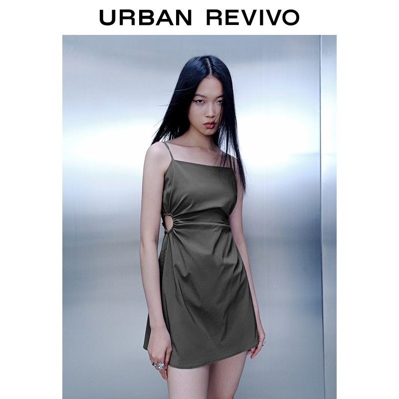 UR2025秋季新款女装时髦设计感镂空吊带连衣裙UYY750096