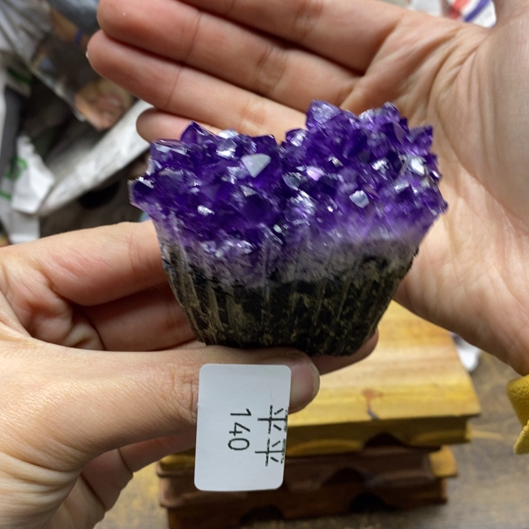 紫晶乌拉圭未镶嵌