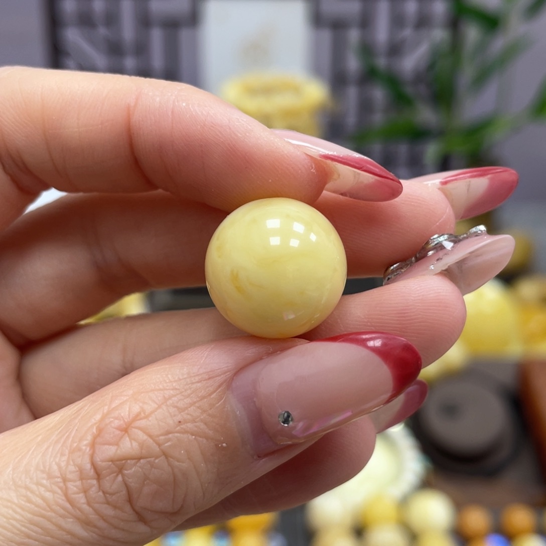 蜜蜡裸石未镶嵌E****816.0mm带皮色