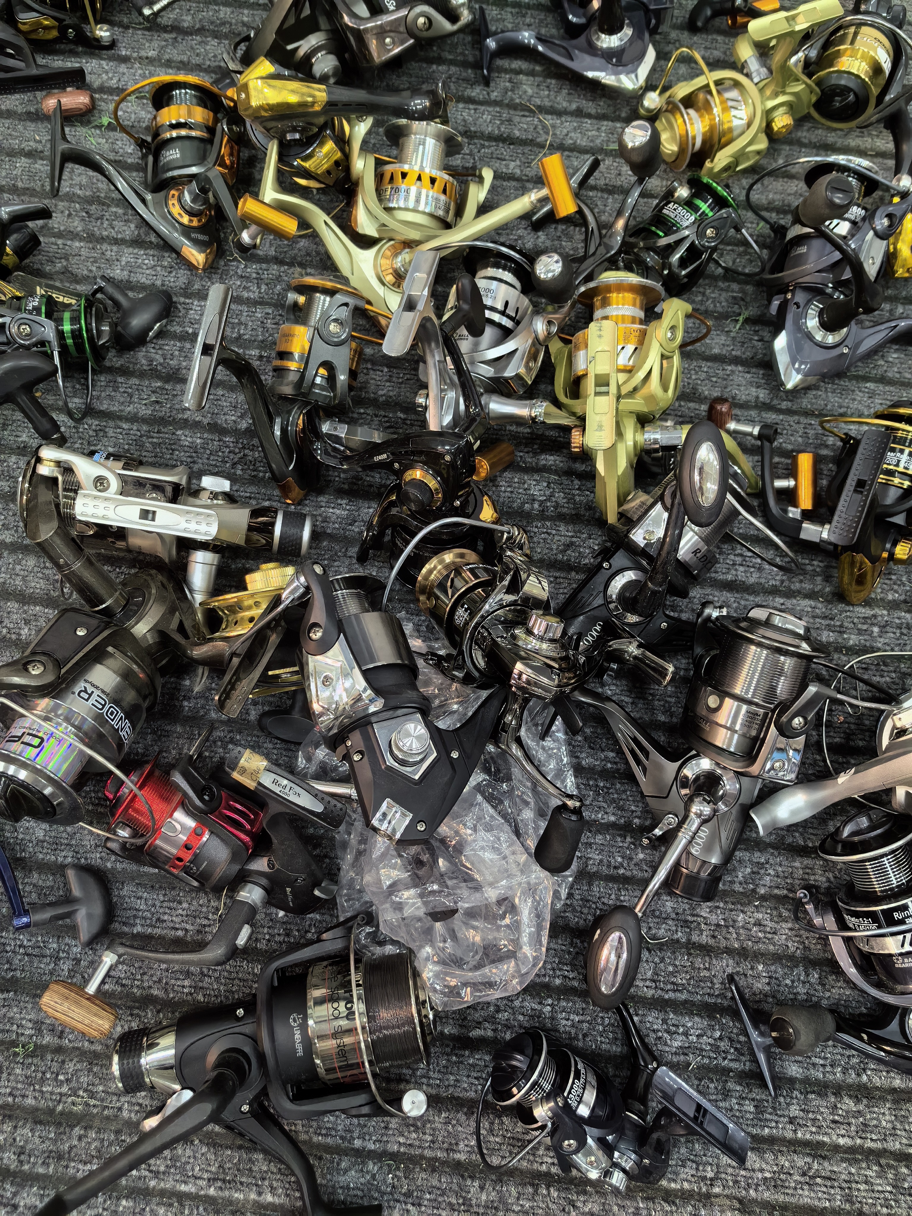 处理各种样品渔轮库存渔轮鱼线轮纺车轮远投轮瑕疵轮