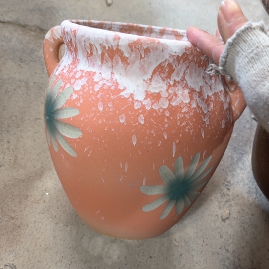 罐默认微瑕，有孔编号13-64