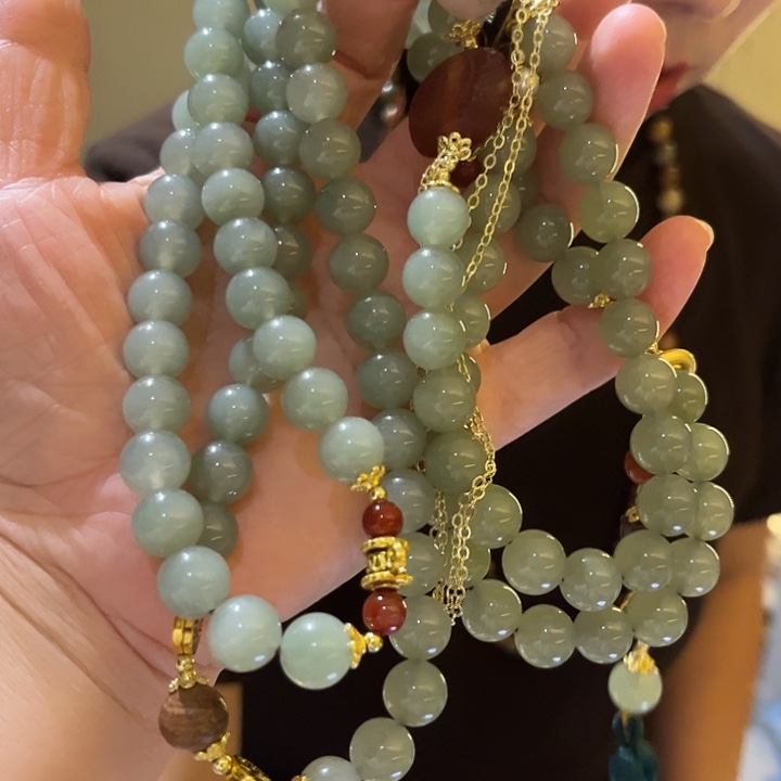 颈饰未镶嵌和田玉