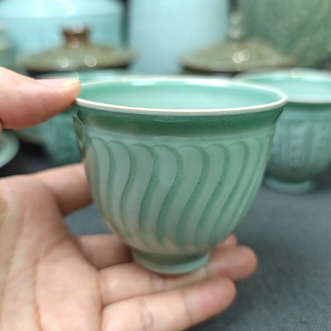 鲜碧釉全手工主人杯覆烧工艺