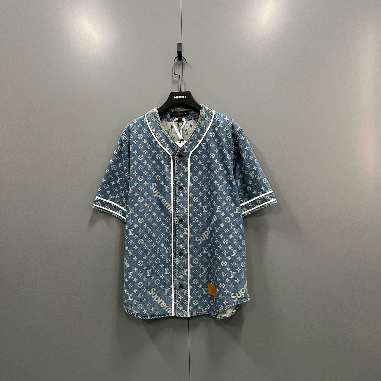 95新 LouisVuitton/路易威登 （bb）203 满印老花短袖衬衫 XXL码