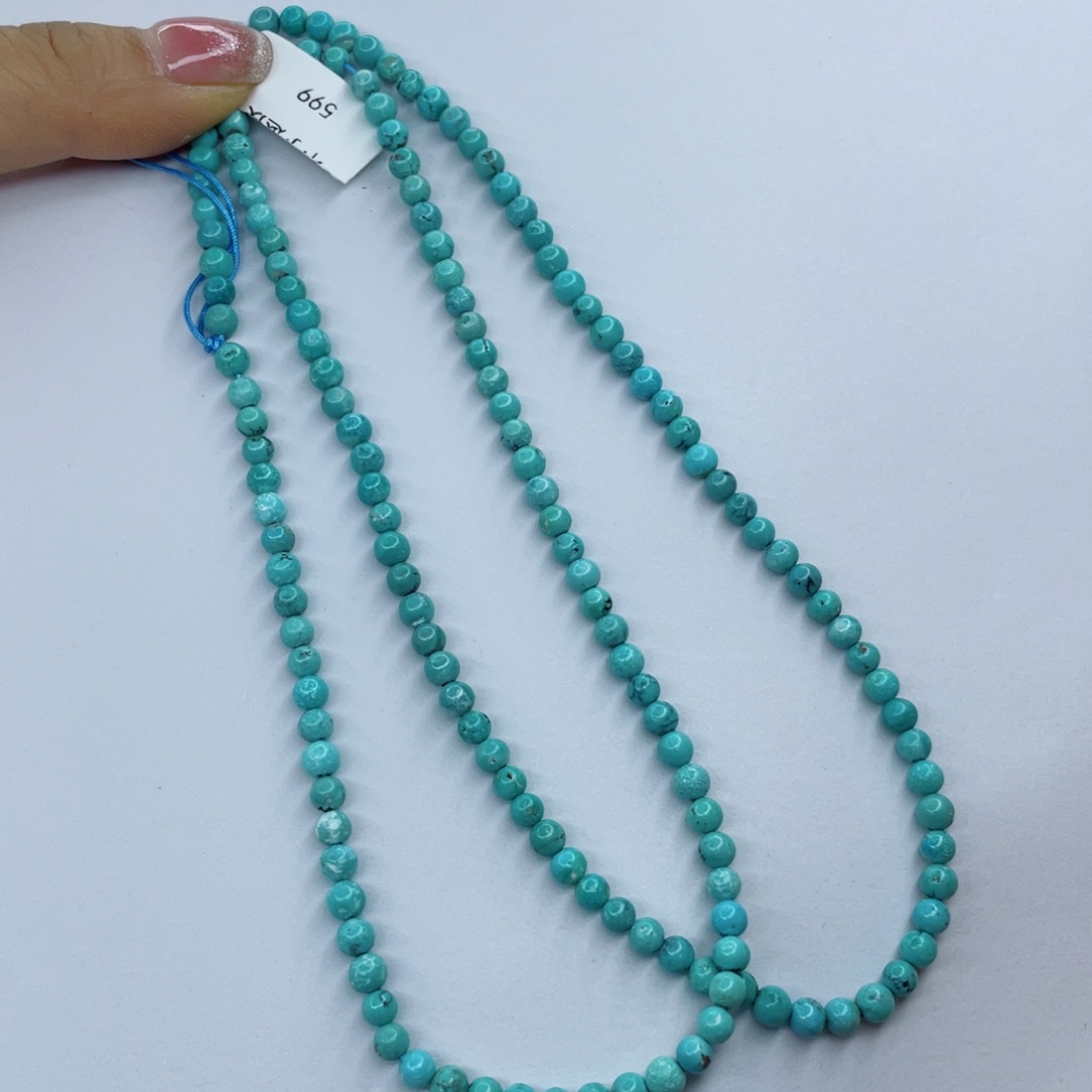 绿松石颈饰未镶嵌