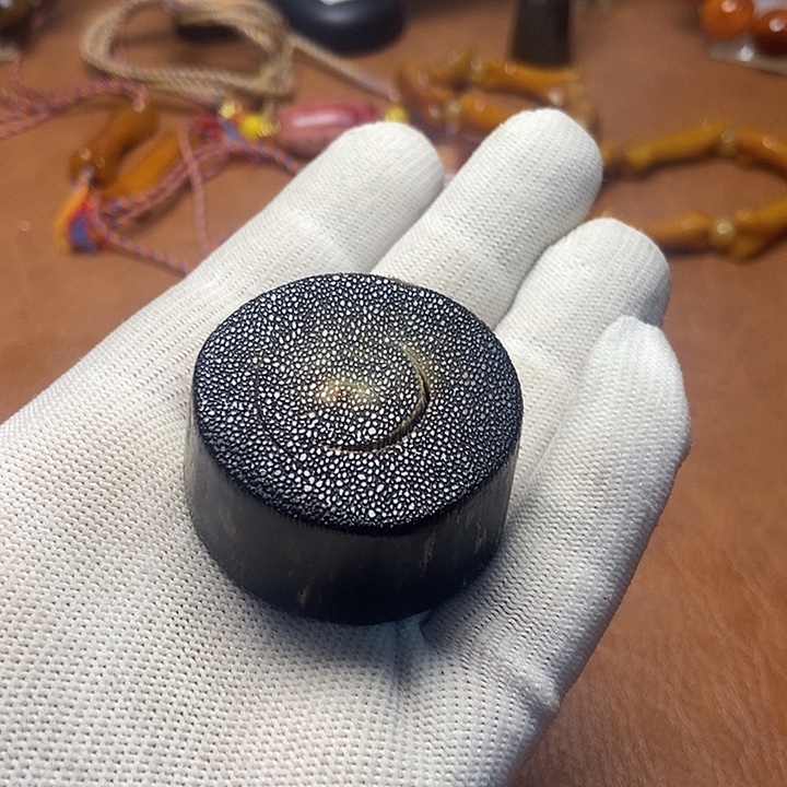 唔***全花岗石铁合金西边来的高级骆驼骨