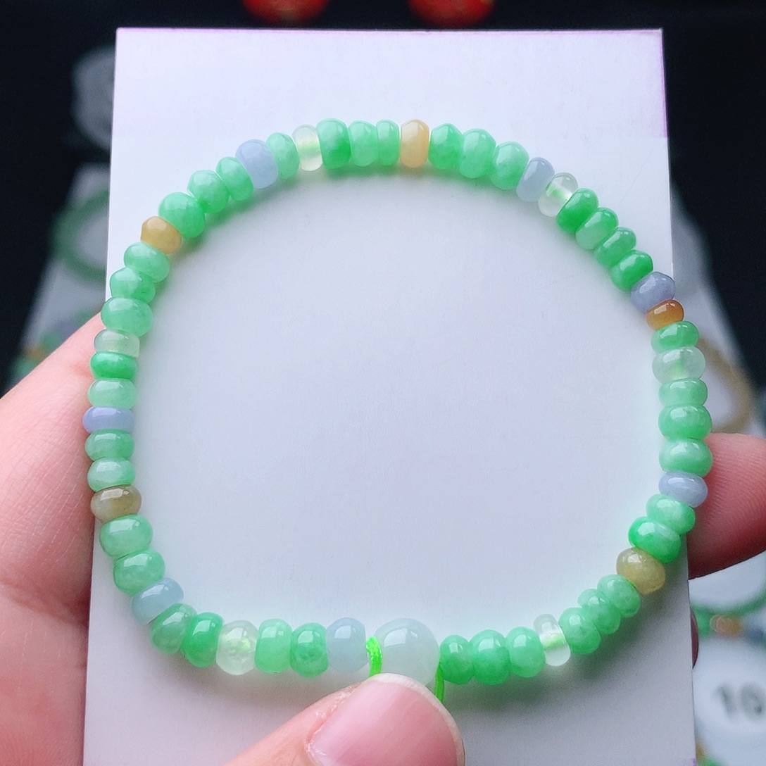 翡翠手串未镶嵌翡翠