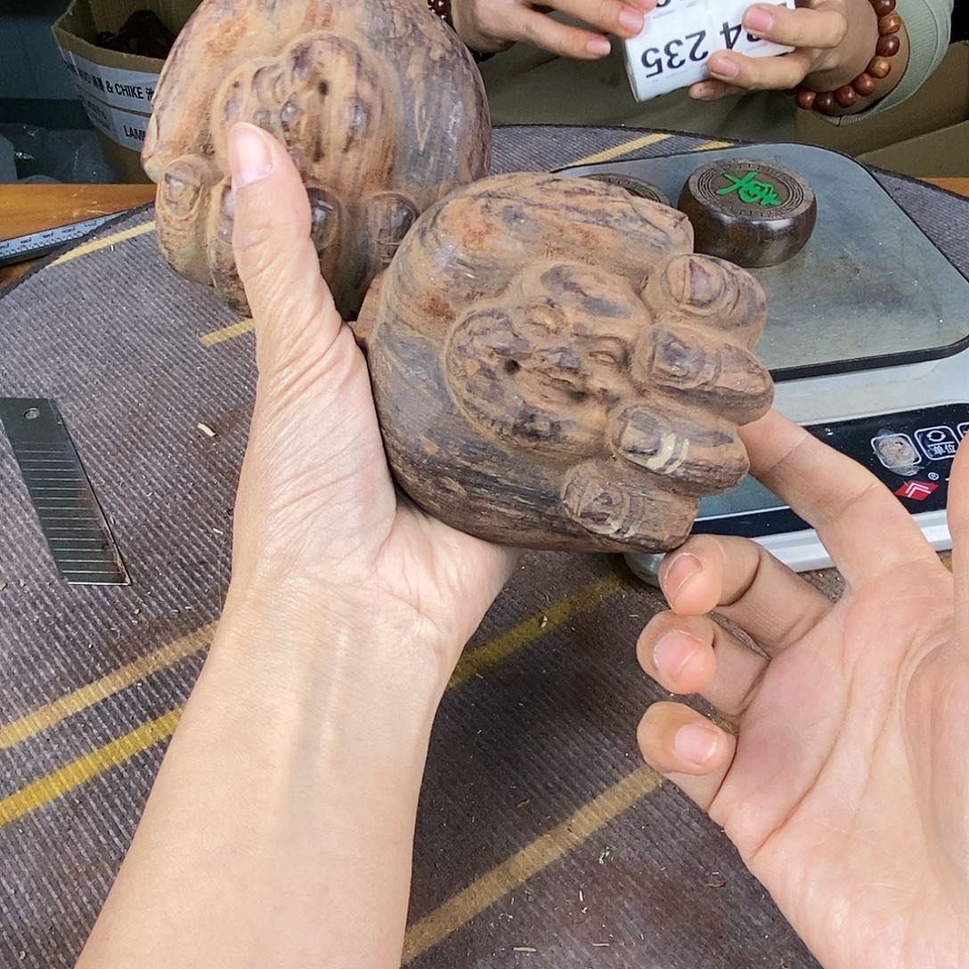 微凹黄檀（南美大红酸枝）开*231两个