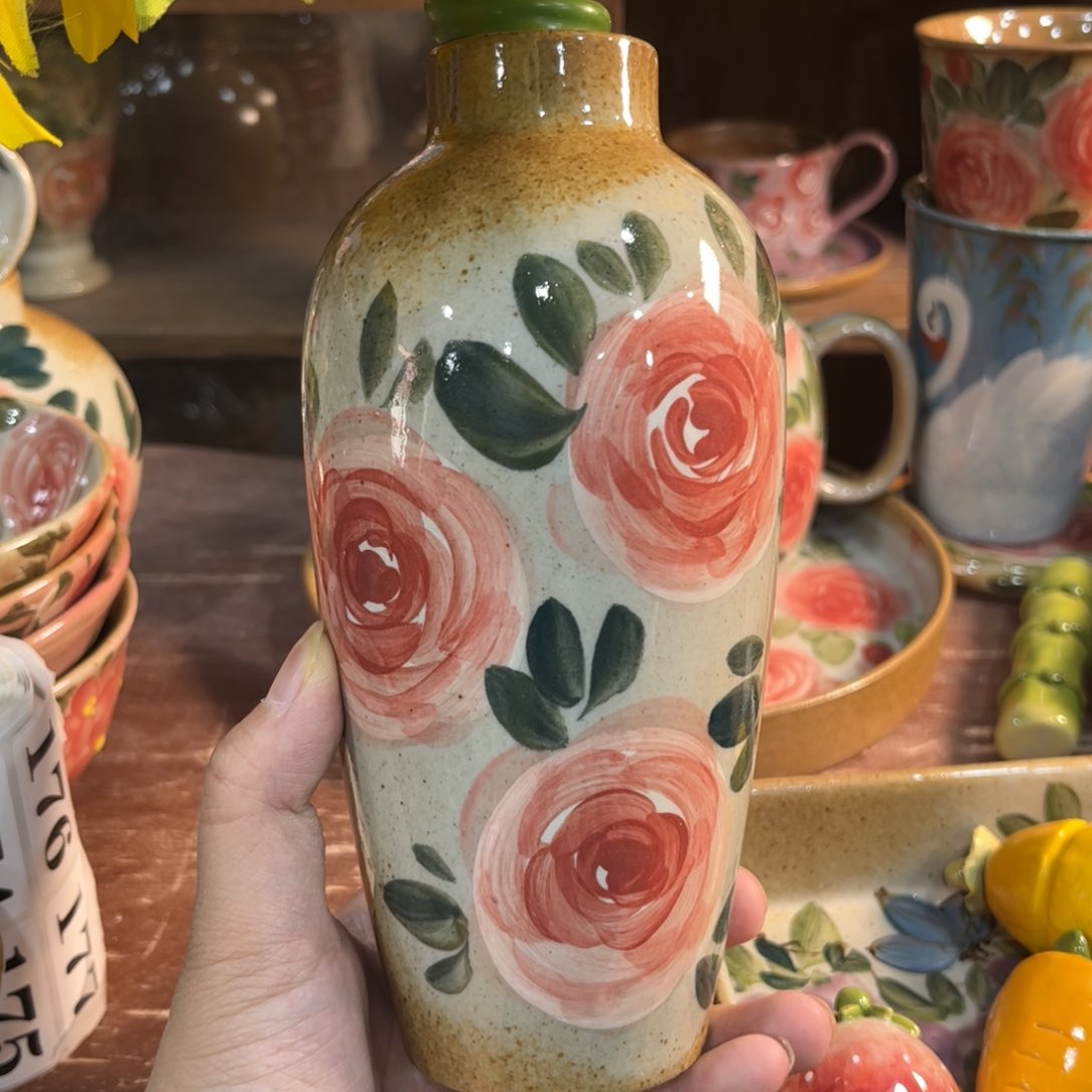 壶红红火火恍恍惚惚哈哈哈哈笑着