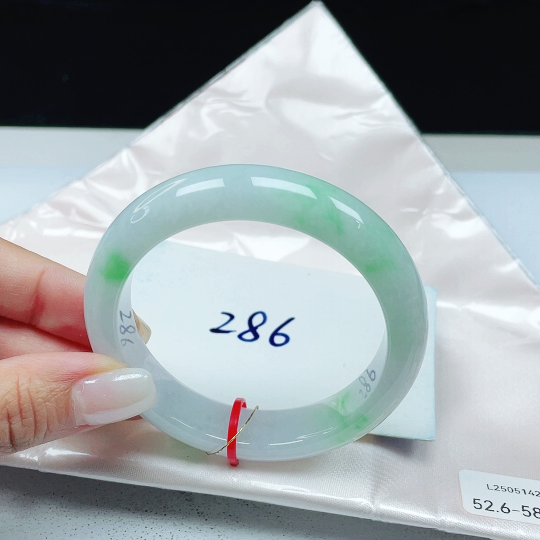 翡翠未镶嵌手镯 正圈52+