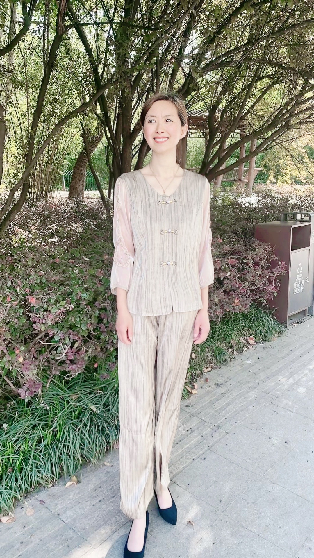 女装盘扣时尚套装显瘦复古长袖衬衫通勤风休闲风