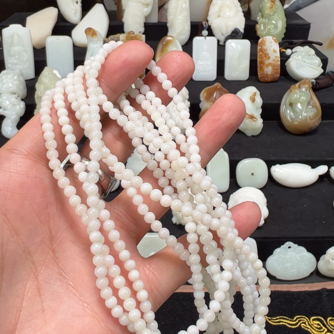 和田玉颈饰未镶嵌多样性发一