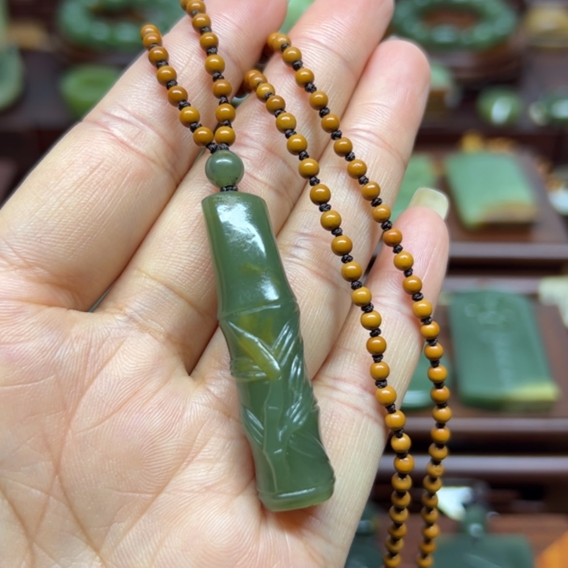 【闪购商品】颈饰未镶嵌岫岩河磨玉（透闪石质玉）步步高升