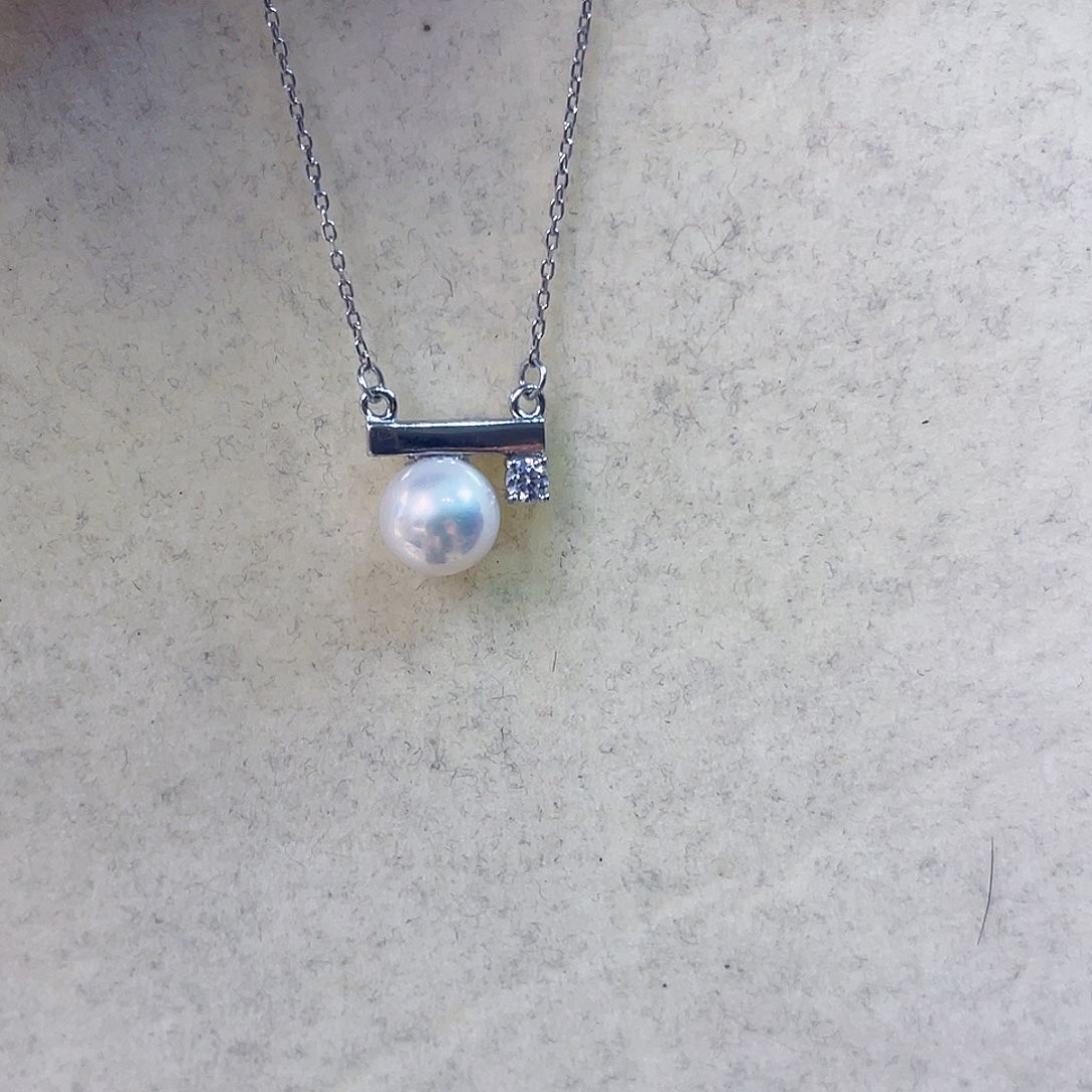 淡水珍珠吊坠(赠链)银S925镶嵌霹***T