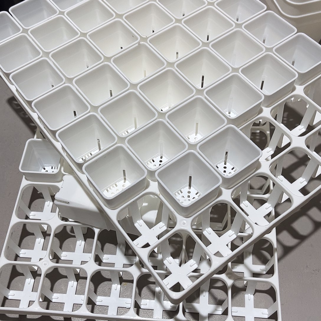 迷你高方口4高5白色96个盆带2个拖架