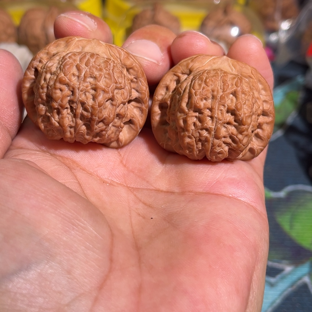 吊坠文玩核桃全品血麒麟