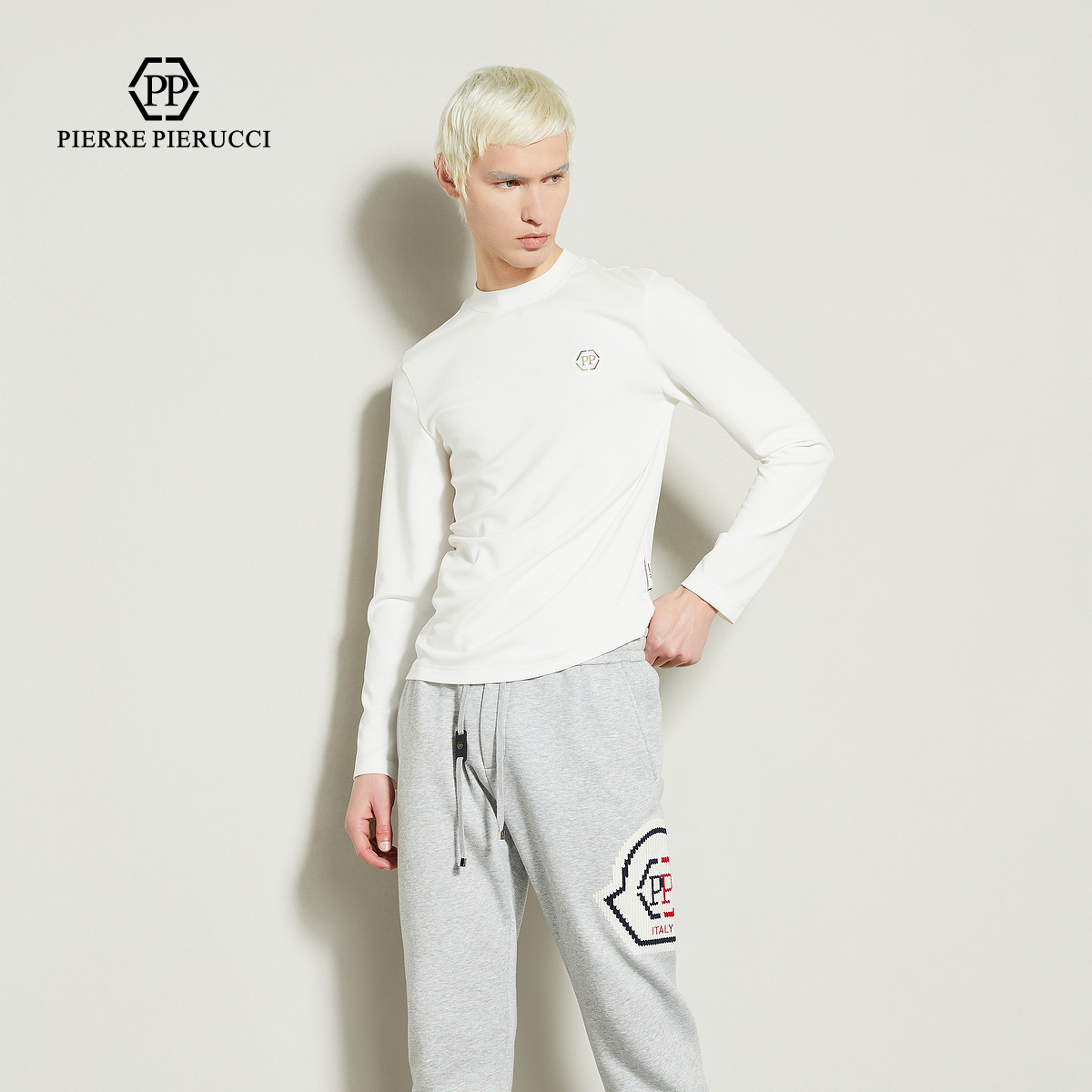 PP PIERRE PIERUCCI2025半高领休闲纯色打底衫881E361521