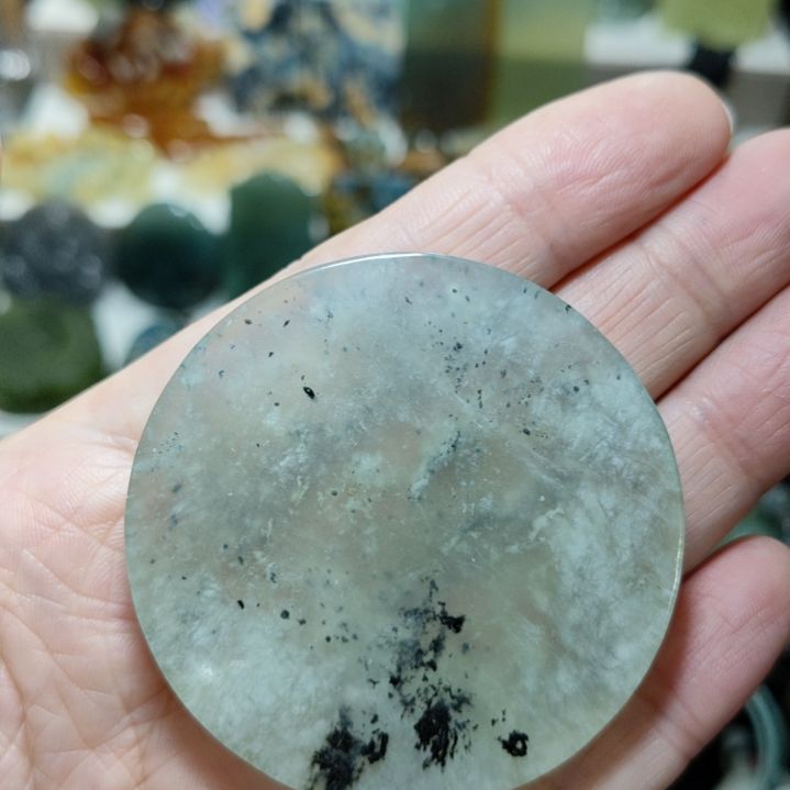 岫玉未镶嵌挂坠款式