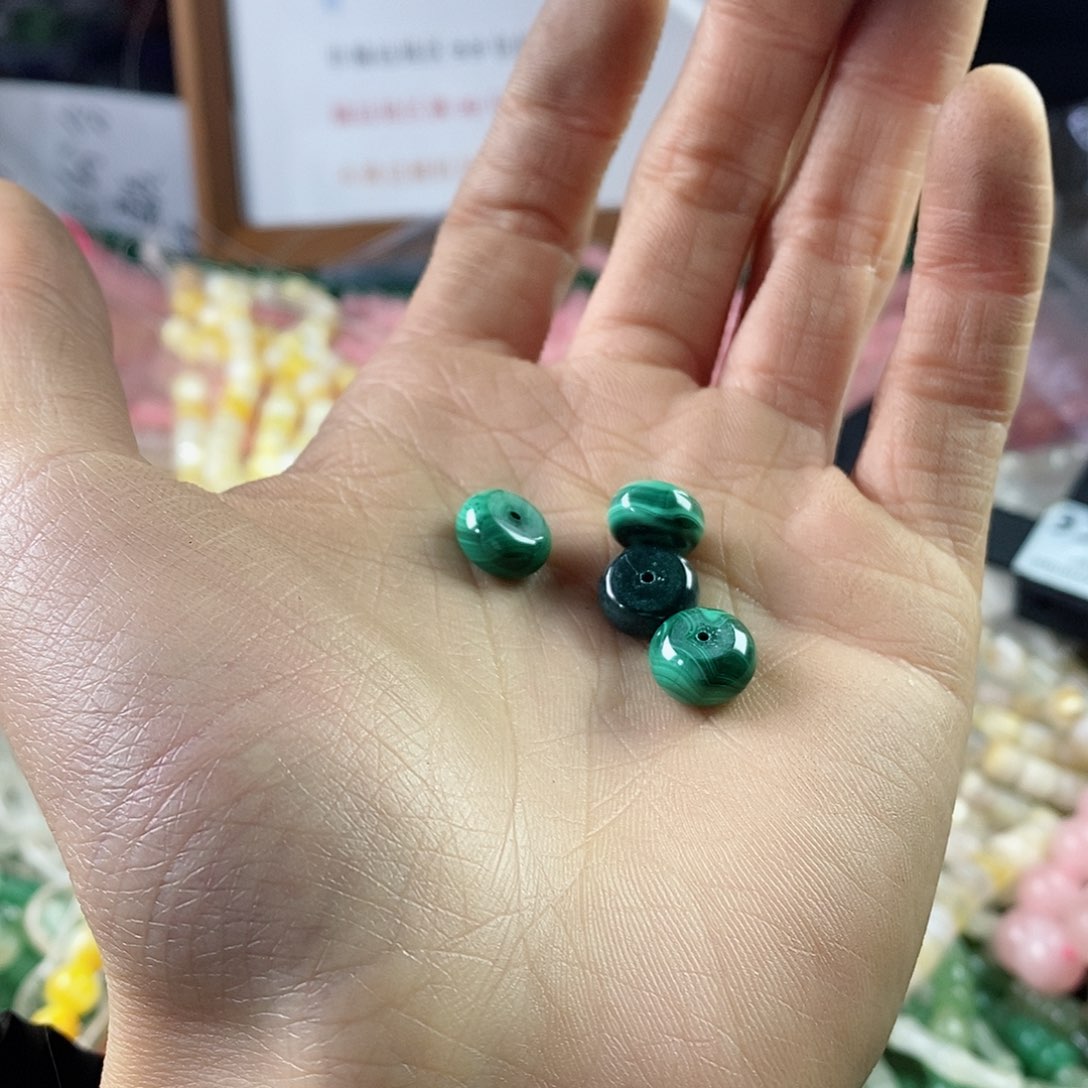 玛瑙/玉髓珠宝半成品合金随机五个10mm孔雀石隔片天然