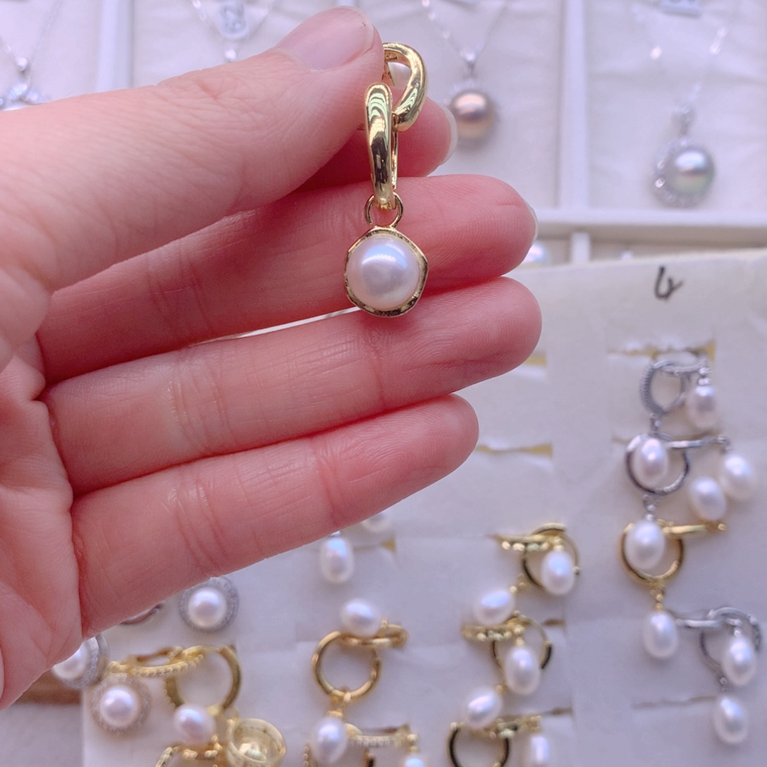 合金淡水珍珠耳饰
