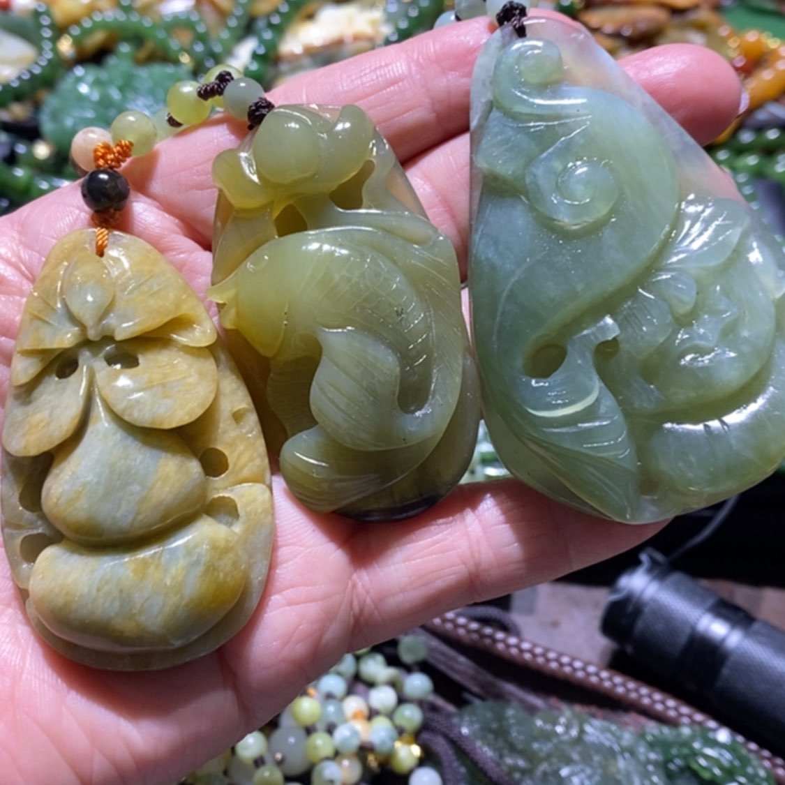 【闪购商品】岫玉毛衣链未镶嵌