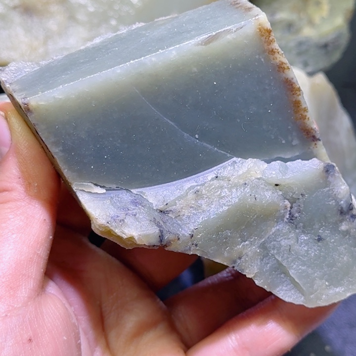 和田玉未镶嵌珠宝半成品