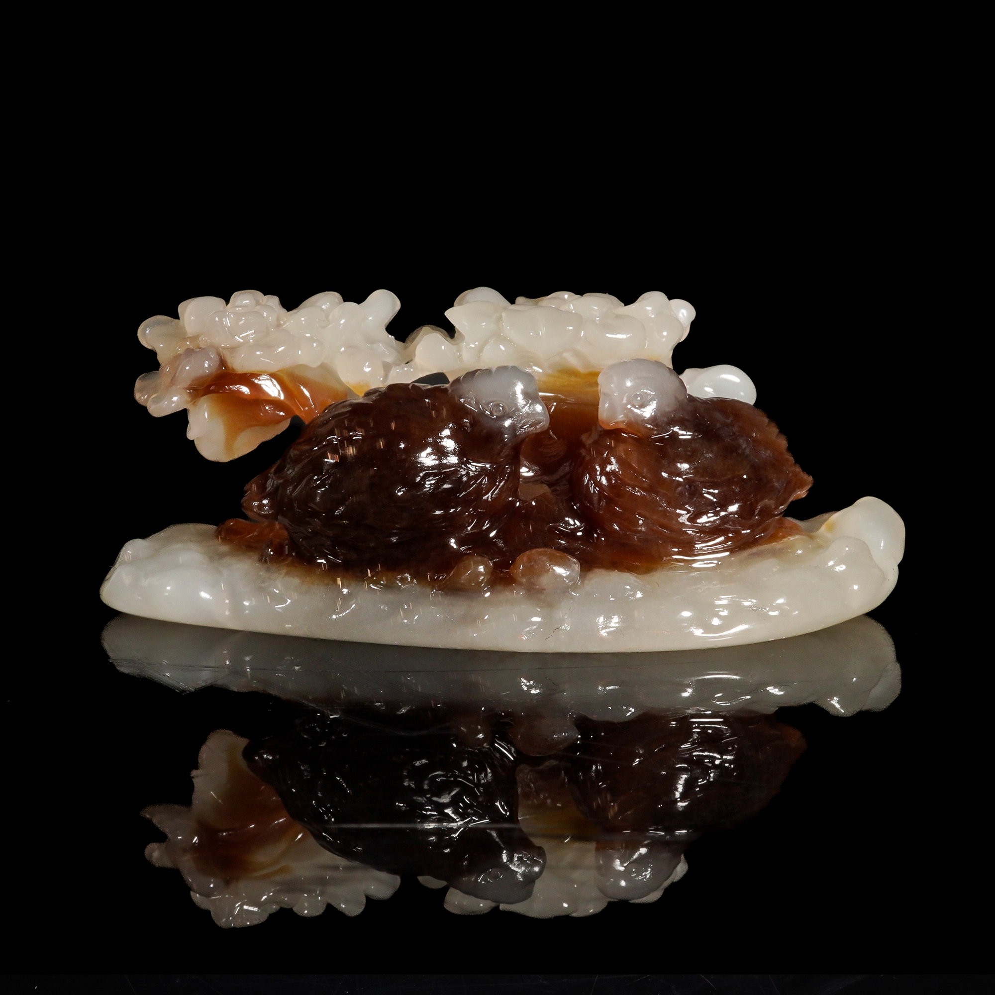 LOT.027和田玉巧雕安居乐业/X4038