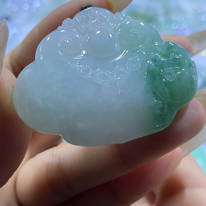 翡翠未镶嵌颈饰天然翡翠A货吊坠