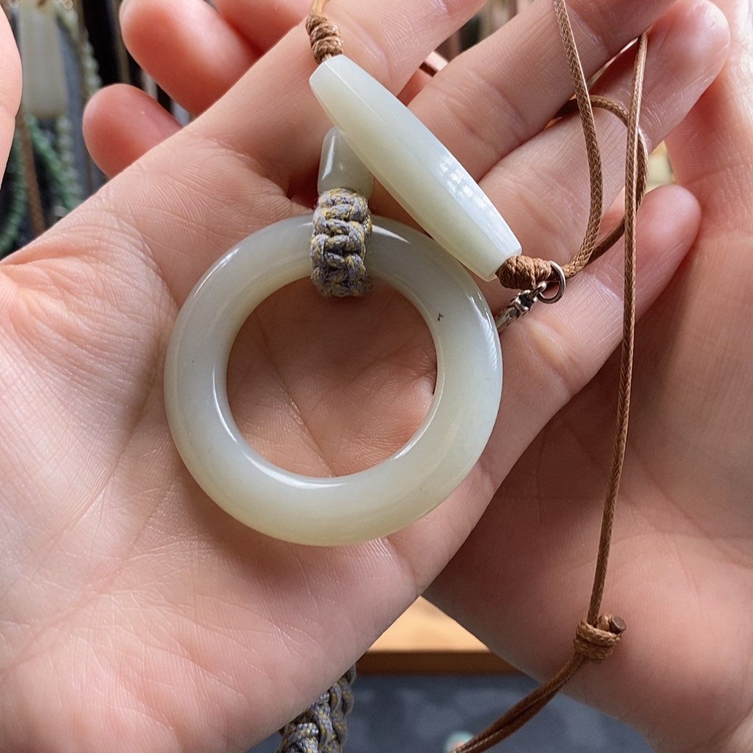 颈饰未镶嵌和田玉用****2