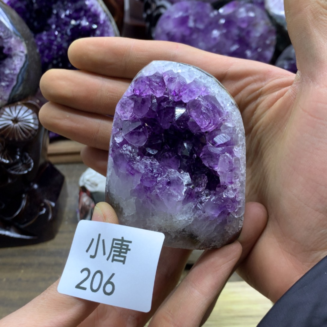 紫晶大型摆件（非配饰）未镶嵌