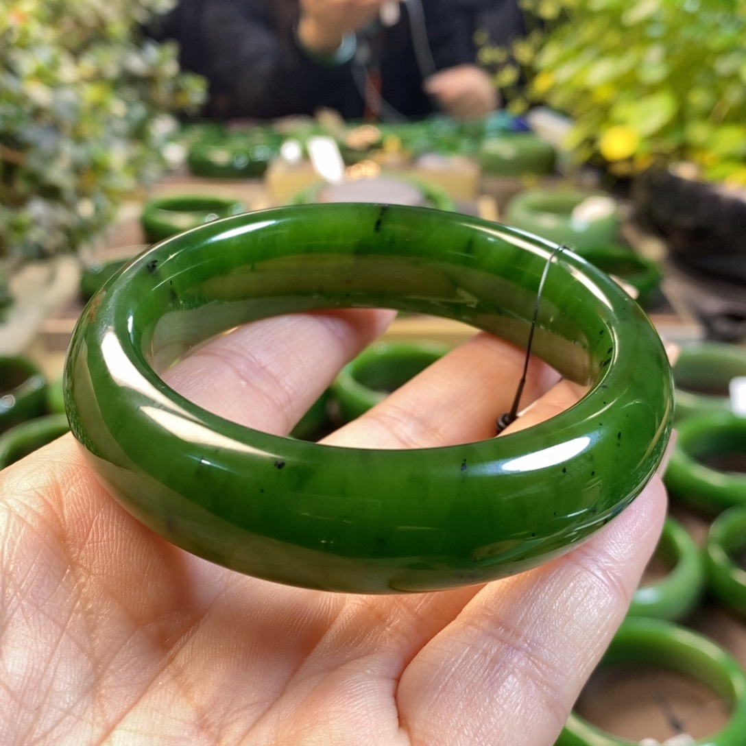 和田玉（碧玉）手镯未镶嵌