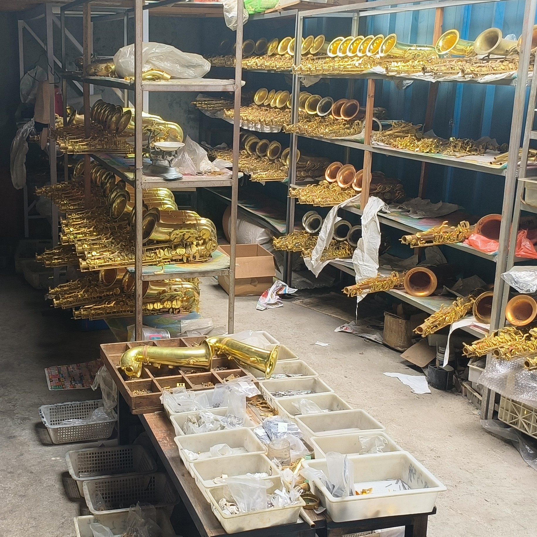 奥赛德乐器一手厂家，部分车间仓库展示。