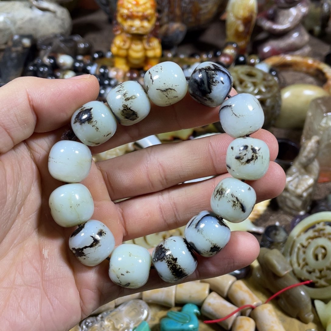 和田玉未镶嵌吊坠(不含链)春*