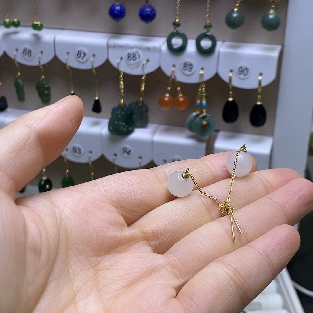 和田玉银S925镶嵌耳饰