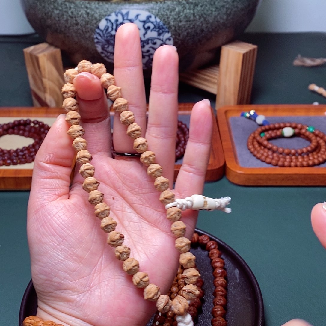 柏香籽/百香籽吊坠86.6