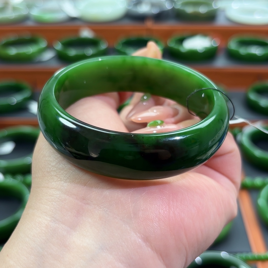 和田玉未镶嵌手镯60-61