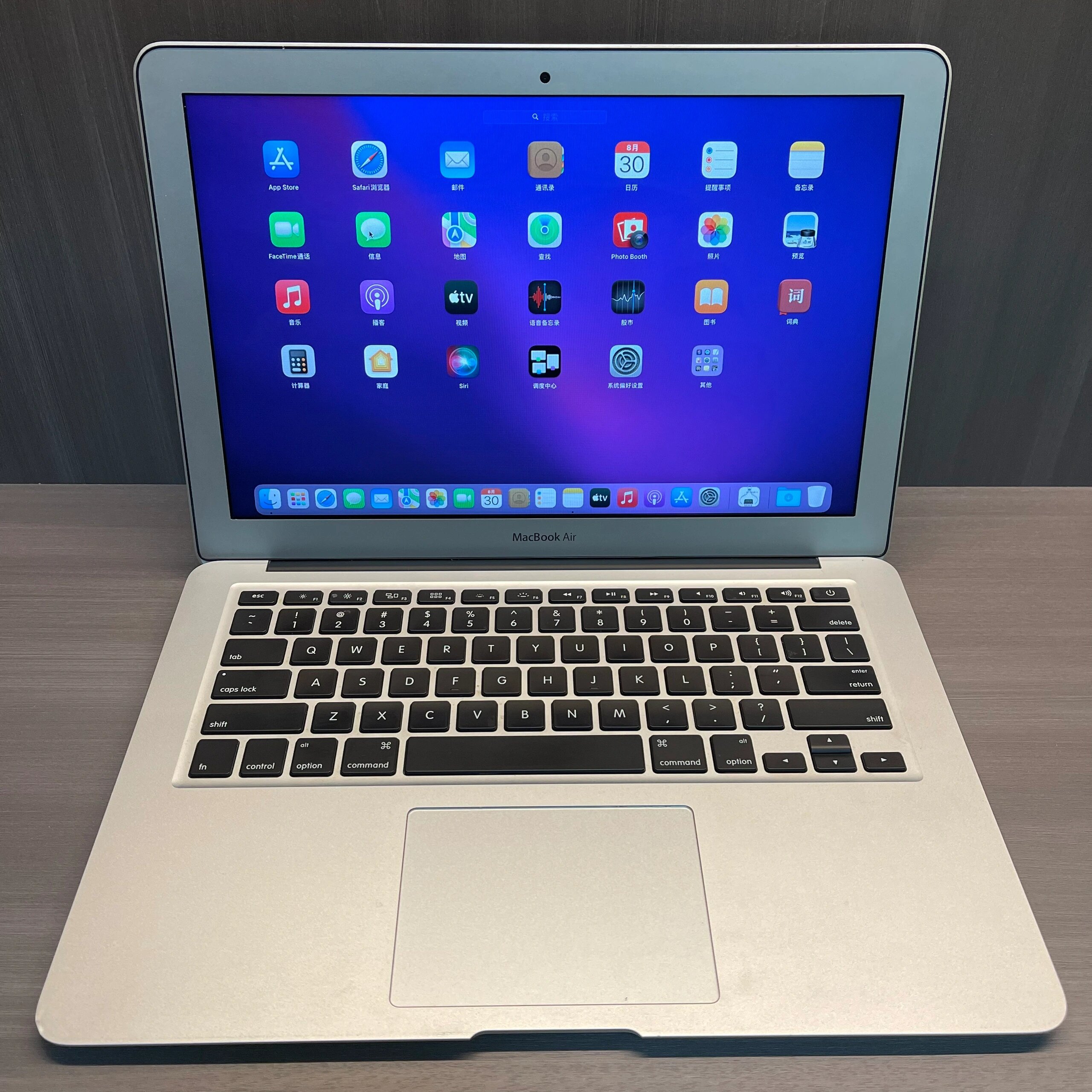 95新 Apple/苹果 11.6寸笔记本电脑MacBookAir商务办公追剧做表格