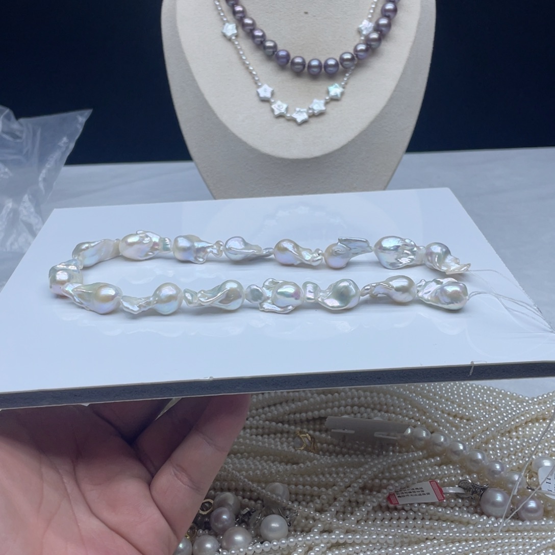 颈饰未镶嵌淡水珍珠