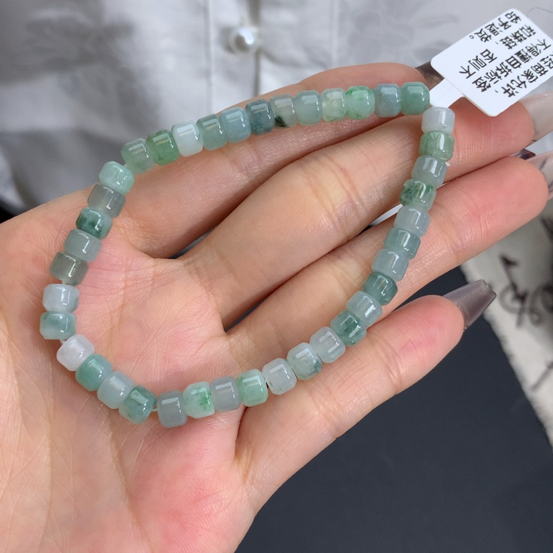 翡翠手链未镶嵌卡5.冰胶桶珠飘花手串